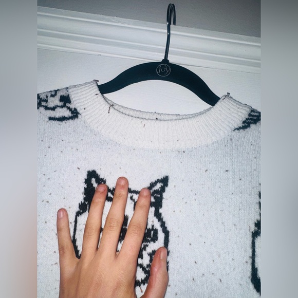 👑 SIZE SMALL H&M Divided Black and White Cat Print Sweater - Picture 8 of 9